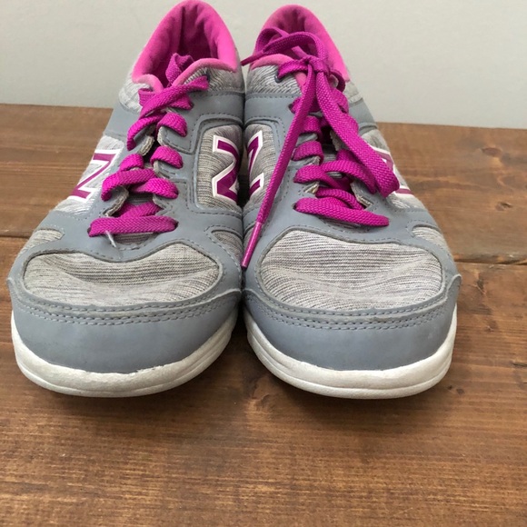 New Balance Women's Running Shoes 317 Size 7 - Picture 4 of 7